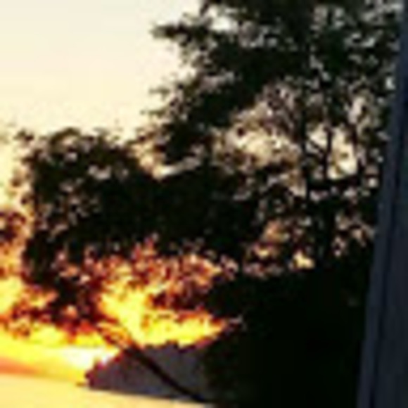 Meet your Posher, Melanie - Picture 1 of 1